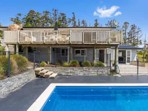 24 Mahurangi East Road, Snells Beach