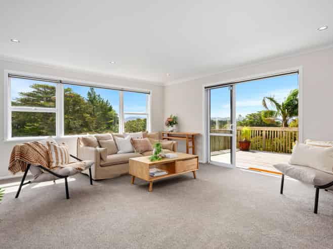 24 Mahurangi East Road, Snells Beach