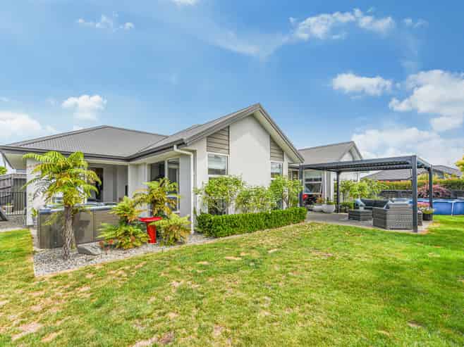 13 Koi Crescent, Mapua