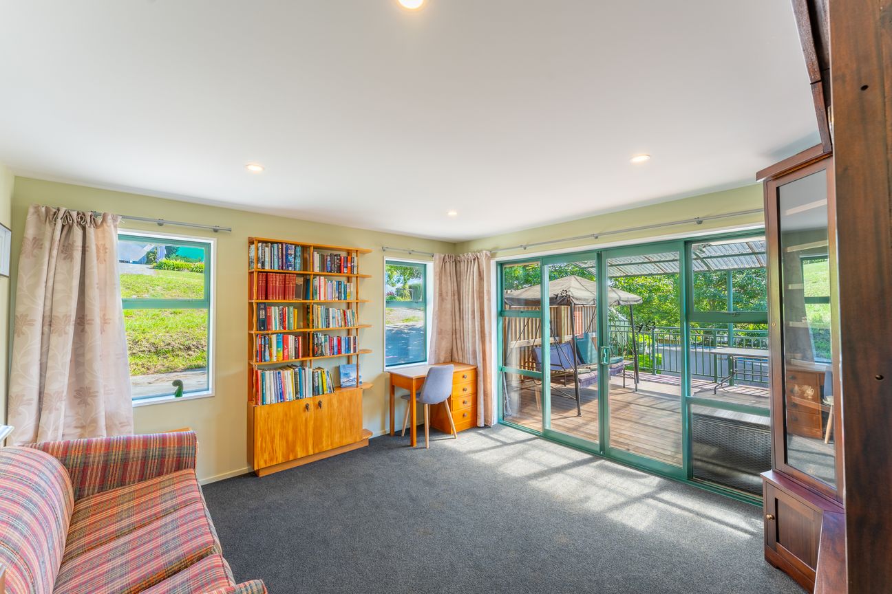 Designed for Comfort, Positioned for Views - Mehr