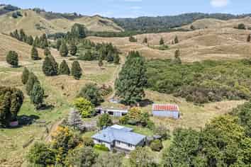 710 Mangapapa Road Tangarakau, Stratford