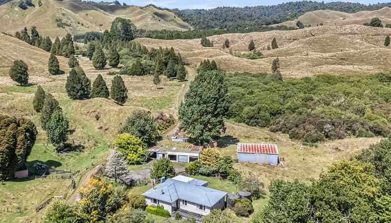710 Mangapapa Road Tangarakau, Stratford