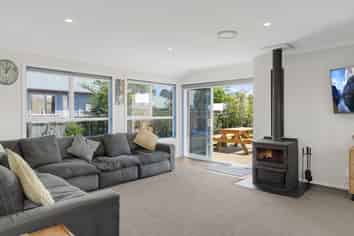 23A Gladstone Street, Westport