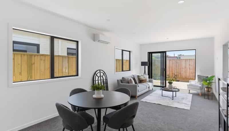 5/17 Clark Street, Levin