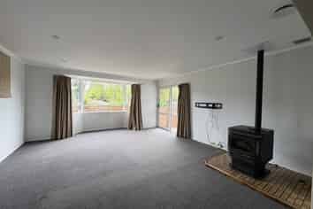 25 Hodgkins Street, Pukehangi