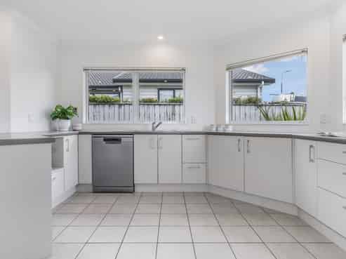 36 Kahurangi Heights, Aotea