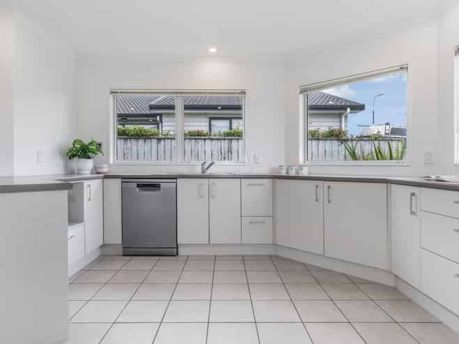 36 Kahurangi Heights, Aotea