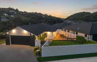 44 Tradewinds Drive, Whitby