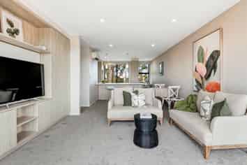 14D Blake Greens, Millwater