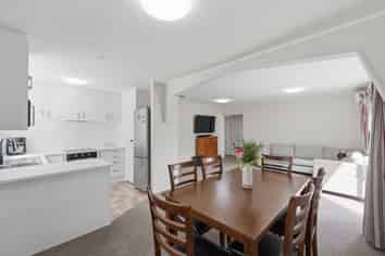 1/117 Rosier Road, Glen Eden