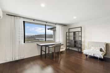 16 Schopolo Place, Albany