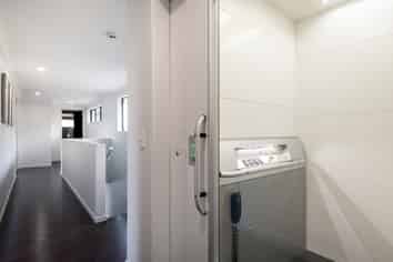 16 Schopolo Place, Albany