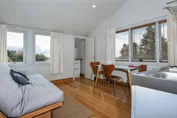 APT/27  Mount Albert Road , Mount Albert