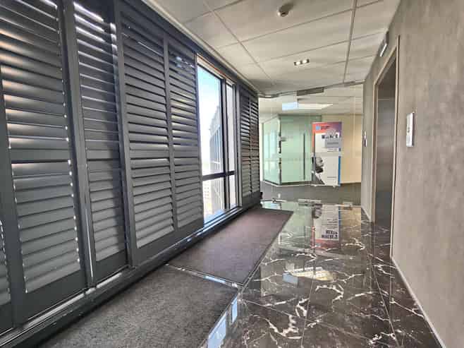 Flexible Top-Floor Office in CBD