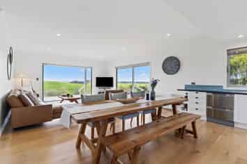 56B Taylor Road, Karaka