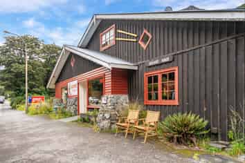 Tenanted investment in the heart of Arthurs Pass