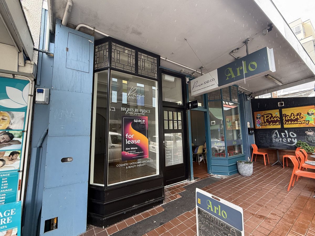 Character retail on Willis Street
