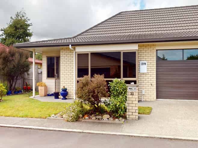 30/91 Mako Mako Road, Levin