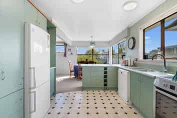 17 Byron Grove, Owhata