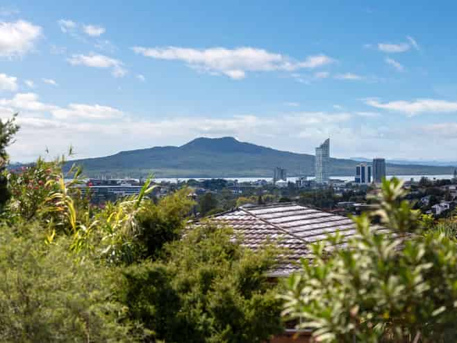 29 High Road, Glenfield