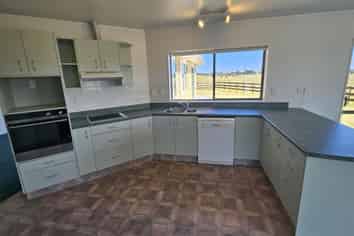 44 Otaraoa Road, Waitara