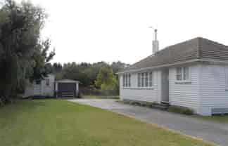 40 Ladys Mile, Foxton