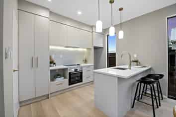 48 Range View Road, Mount Albert