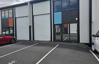 $32,000 - SOUGHT-AFTER 120M² UNIT
