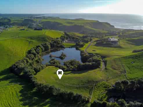 8 Washer Road, Omata