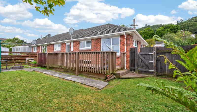 1 Isabel Grove, Wainuiomata