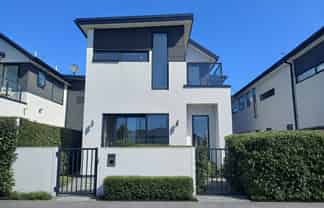 102 Corsair Drive, Wigram