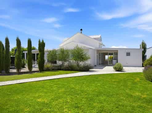 9 Trewavas Street, Motueka