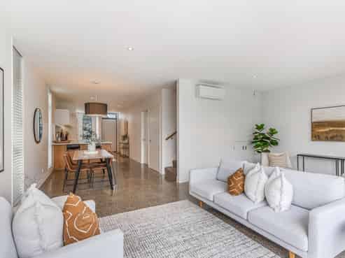 6 Cochrane Road, Hobsonville