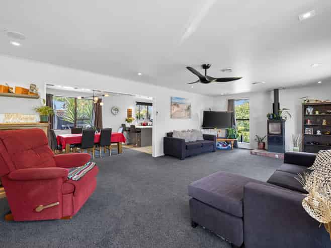 11 Ludlow Place, Parklands