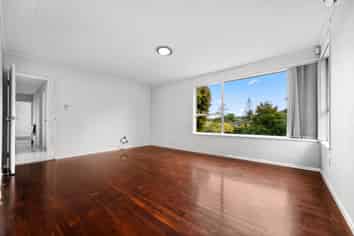 17 Fairdale Place, Birkdale