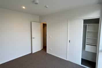 5/16 Treasure Lane, Te Atatu South