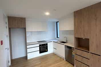 5/16 Treasure Lane, Te Atatu South