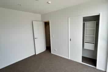 7/16 Treasure Lane, Te Atatu South