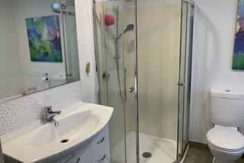 65B Longfellow Street, Sydenham