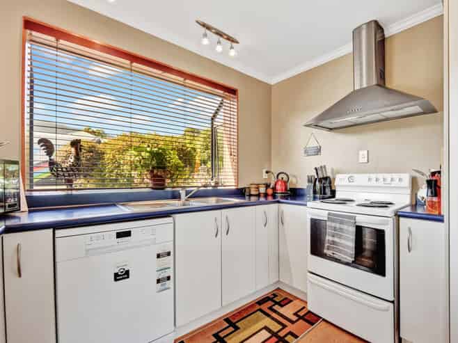 376 Suffolk Road, Stoke