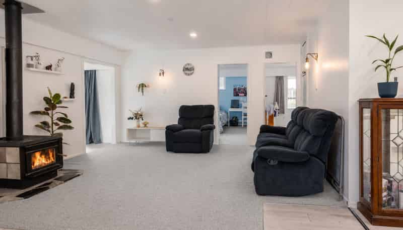 22 Peehimanini Road, Waitahanui