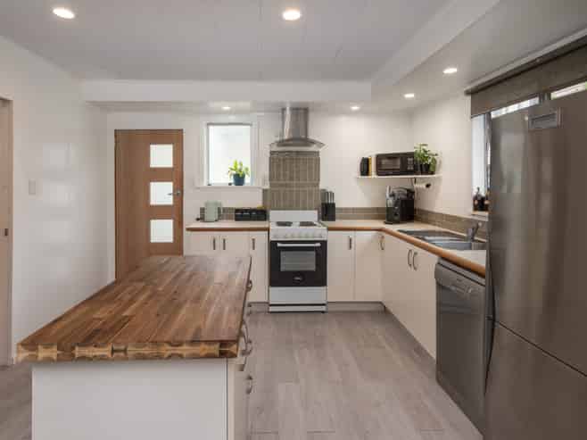 22 Peehimanini Road, Waitahanui