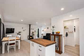 22 Peehimanini Road, Waitahanui