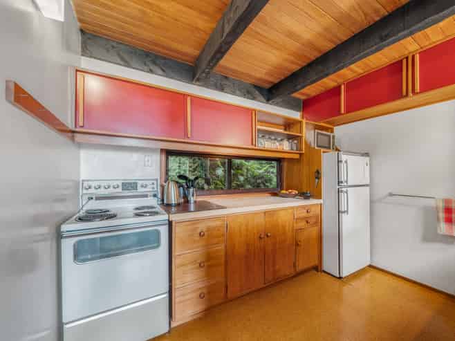 99 Elmslie Road, Pinehaven