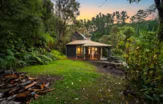 99 Elmslie Road, Pinehaven