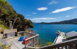  Kumutoto Bay, Kumutoto Bay