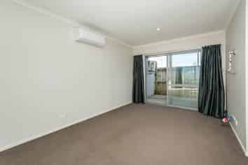 32b Braemar Road, Rothesay Bay