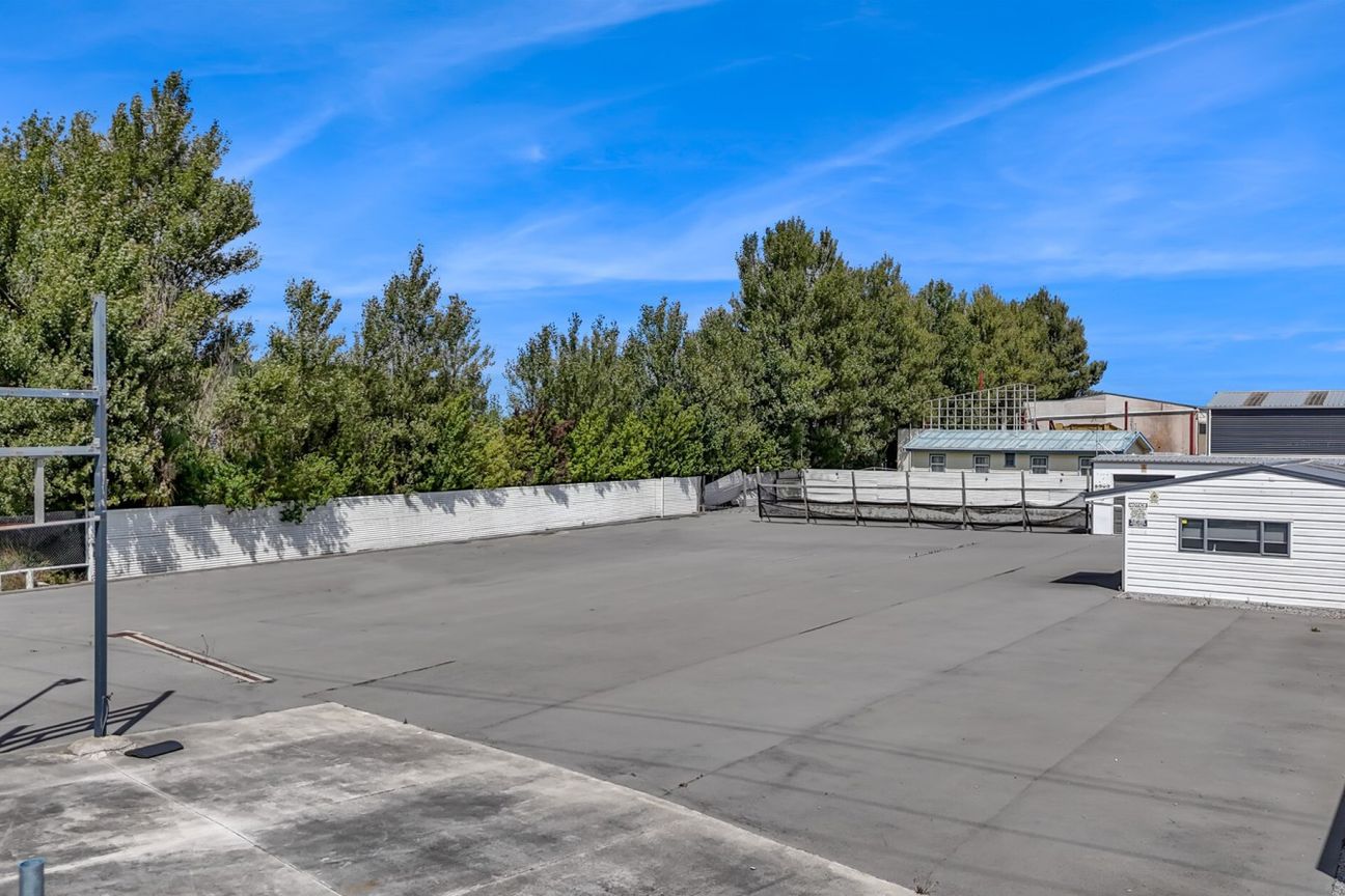 High profile display yard - Rangiora - Vista 3