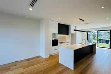 3 Golden Fall Road, Hobsonville