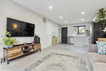 7/30 West Coast Road, Glen Eden